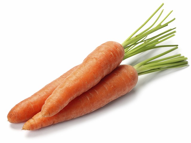 Cà rốt ở bên ngoài 1 ngày trước khi đưa vào tủ lạnh để có thể phân giải hết độc tố