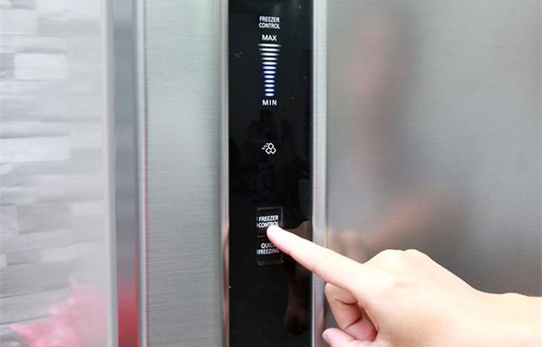 Điều chỉnh hoạt động ngay bên ngoài của tủ lạnh LG GR-B246JP