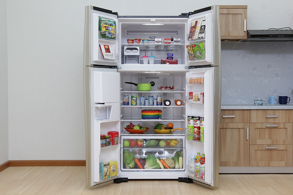Tủ lạnh hitachi side by side R-W660PGV3 có thiết kế rộng, nhiều ngăn nhỏ vô cùng tiện lợi 